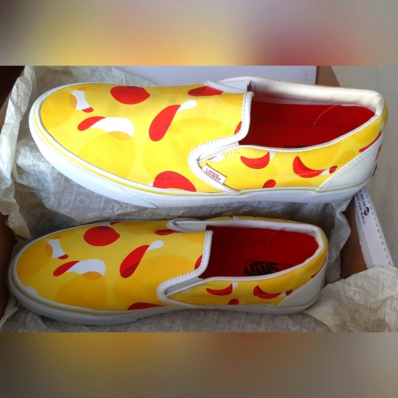 Vans X Lays Classic Slip-On - Picture 6 of 13